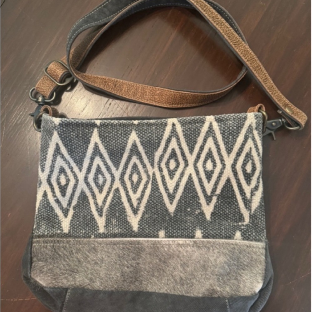 Myra ‎ Gray and Brown Women's crossbody  Bag